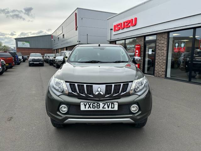 2018 Mitsubishi L200 2.4 2018 Double Cab DI-D 178 Barbarian 4WD