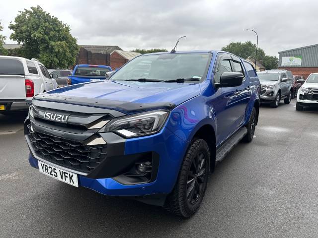 2025 Isuzu D-max 1.9 V-Cross Double Cab 4x4 Auto Huntsman Edition