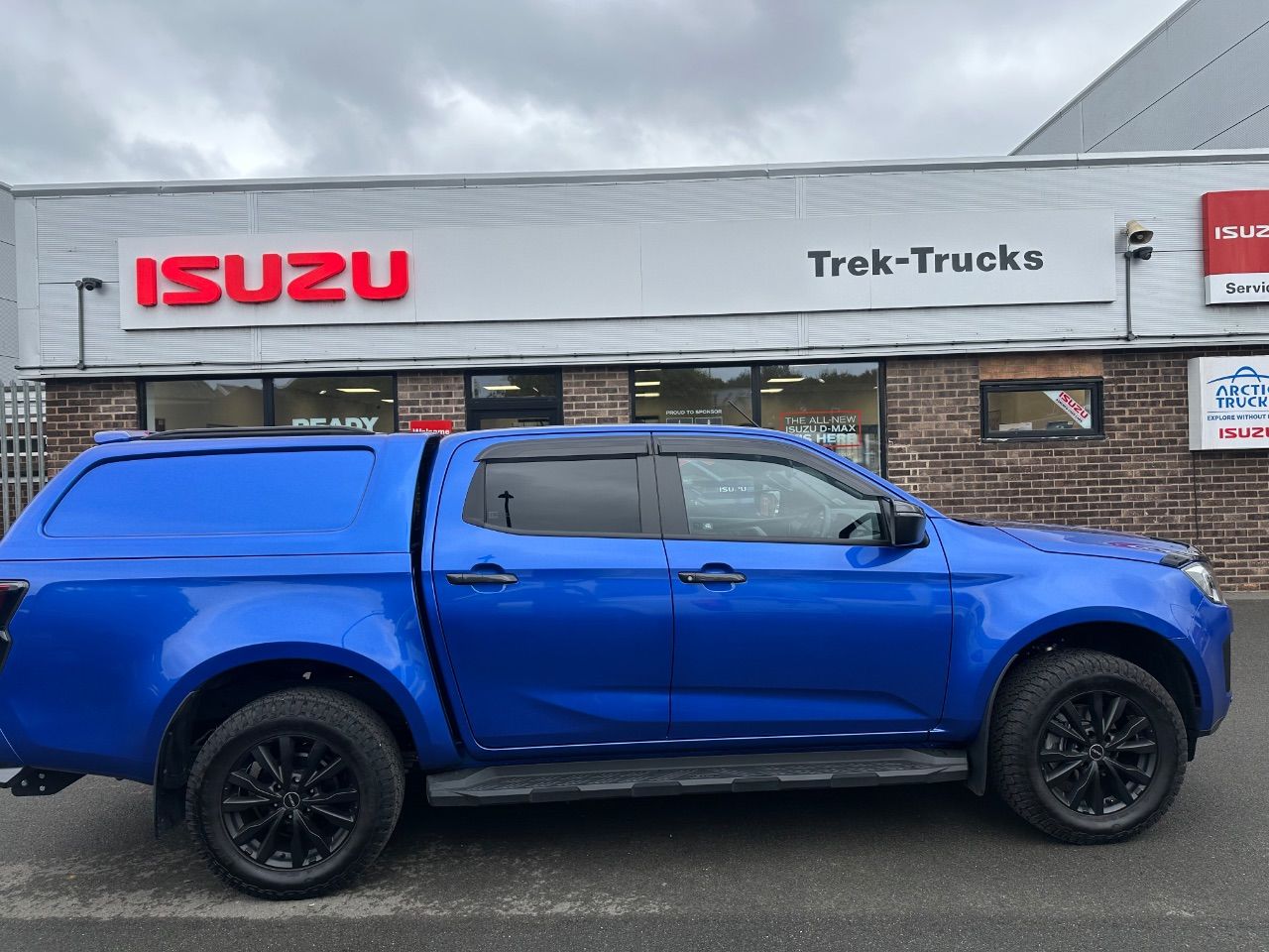 2025 Isuzu D-max