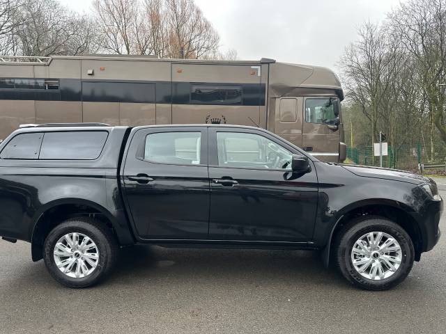 Isuzu D-max 1.9 DL20 Double Cab 4x4 Pick Up Diesel Black