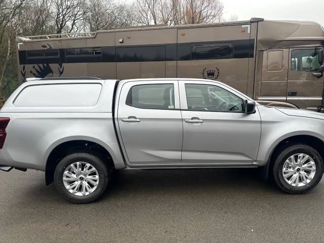 Isuzu D-max 1.9 DL20 Double Cab 4x4 Pick Up Diesel Silver
