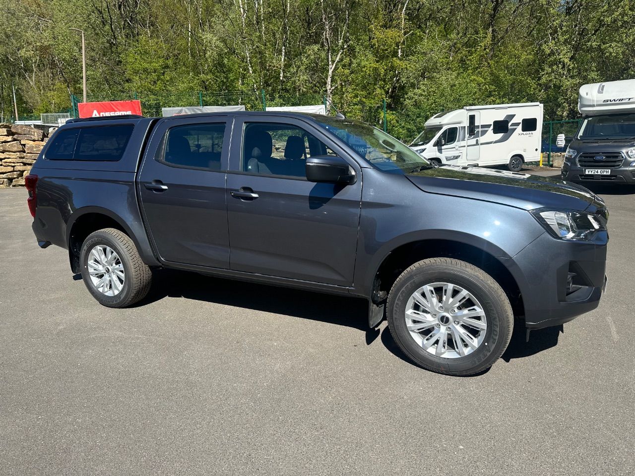 2025 Isuzu D-max