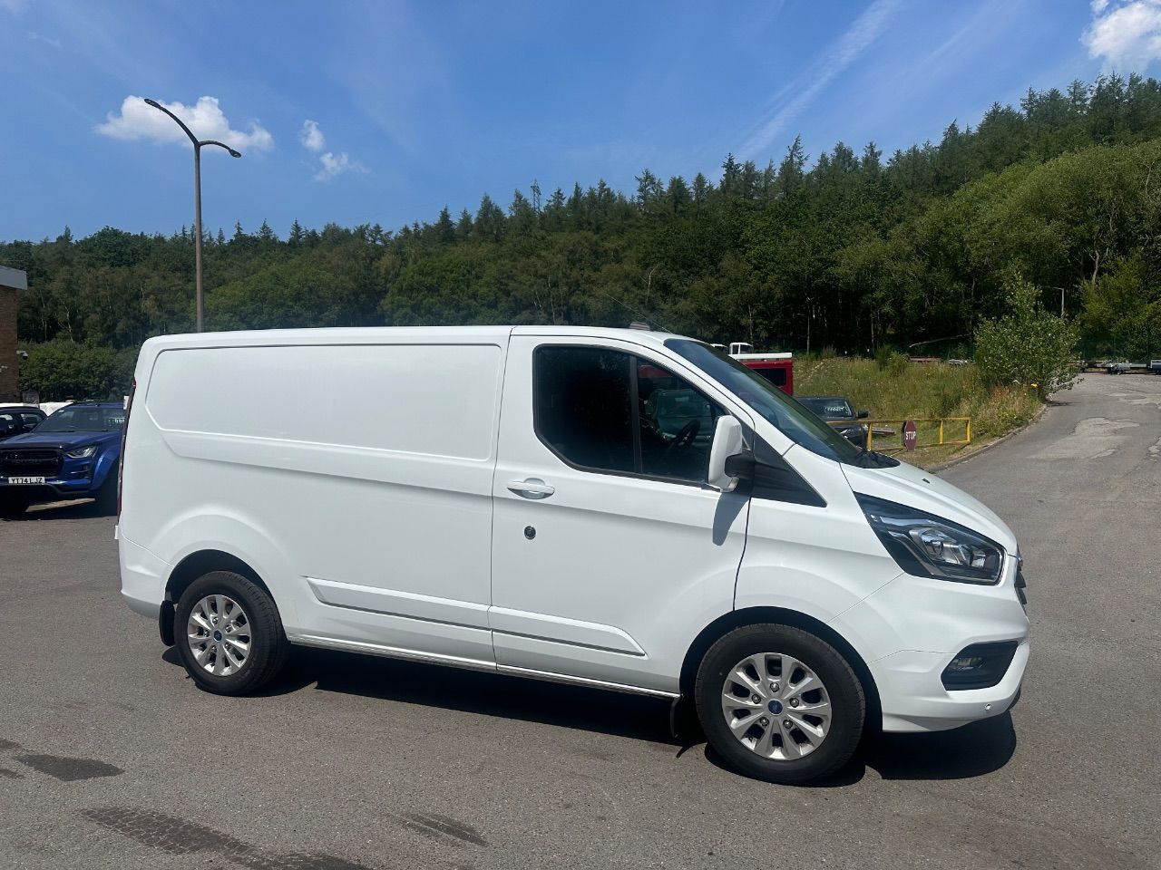 2023 Ford Transit Custom