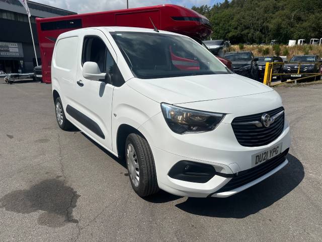 2021 Vauxhall Combo Cargo 2300 1.5 Turbo D 100ps H1 Sportive Van