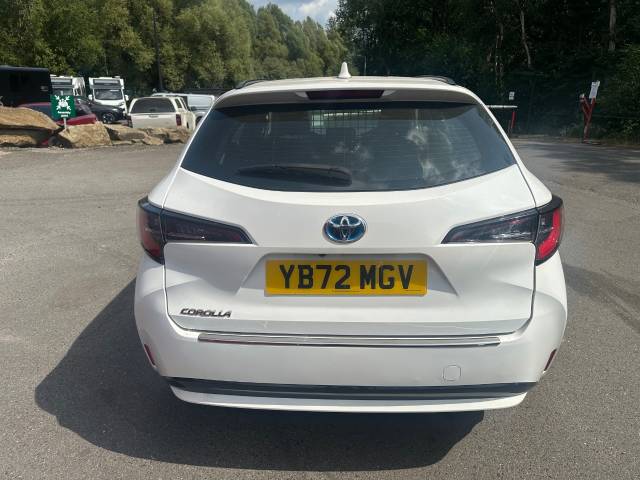 2023 Toyota Corolla 1.8 VVT-i Hybrid Commercial Auto 2023 car derived van