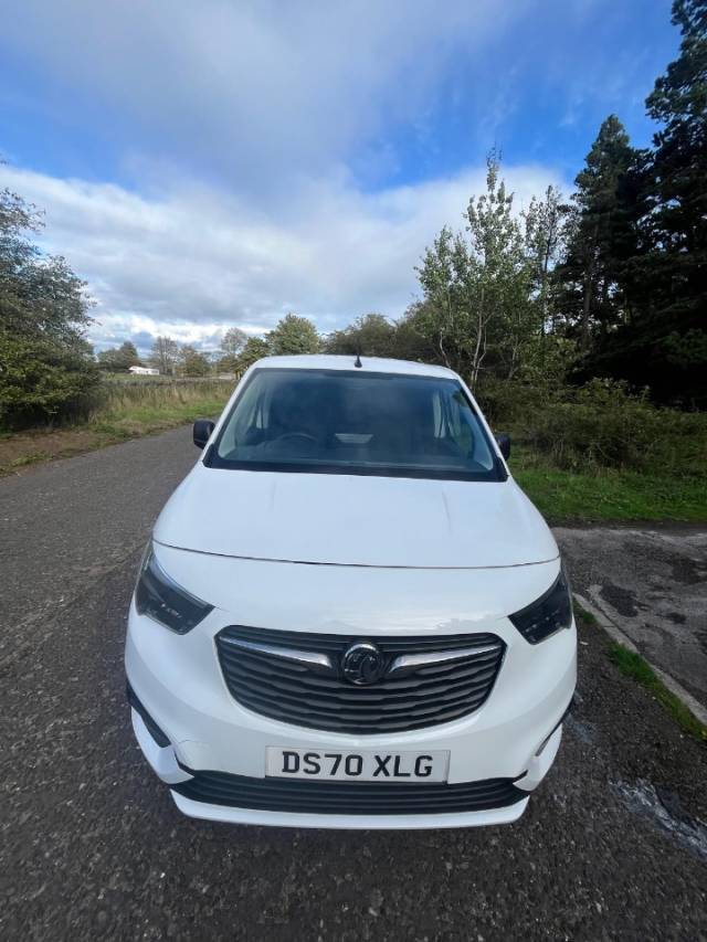 2020 Vauxhall Combo Cargo 2300 1.5 Turbo D 100ps H1 Sportive Van
